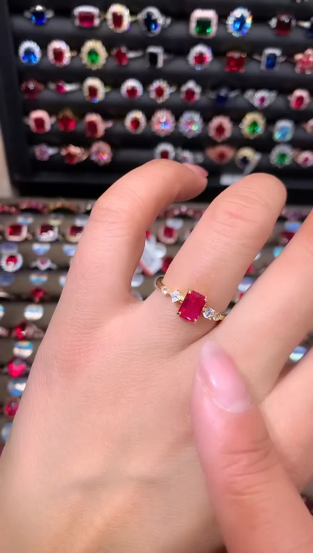 【闪购商品】红宝石戒指银S925镶嵌68金