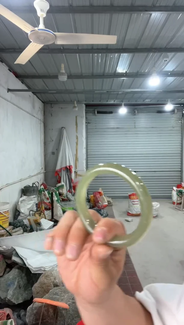 和田玉手镯未镶嵌晴水手镯圈口57