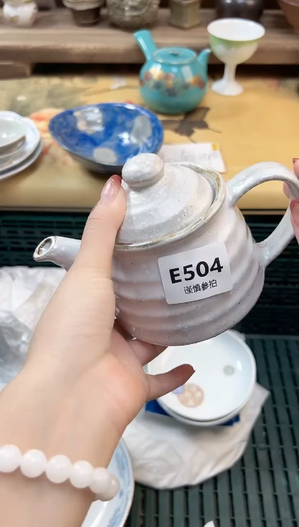 瓷片红**酒   504