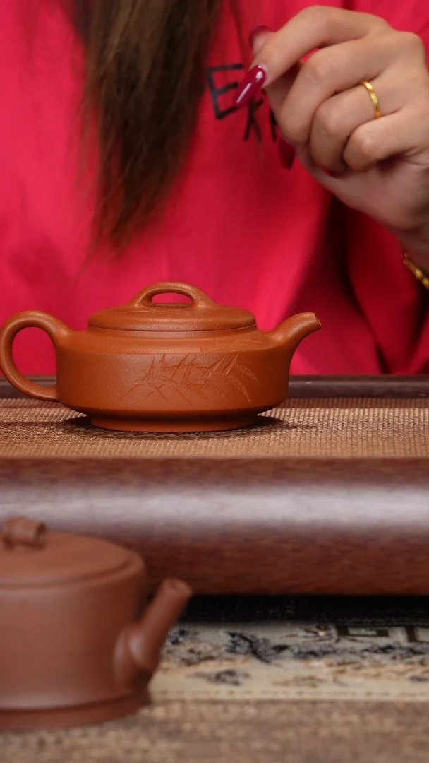 茶壶紫砂40目赵庄朱泥扁石刻绘半手工