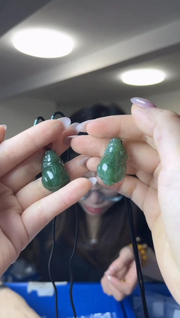 颈饰未镶嵌和田玉（多样性发一件）