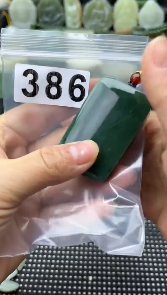 未镶嵌和田玉珠宝半成品牌子