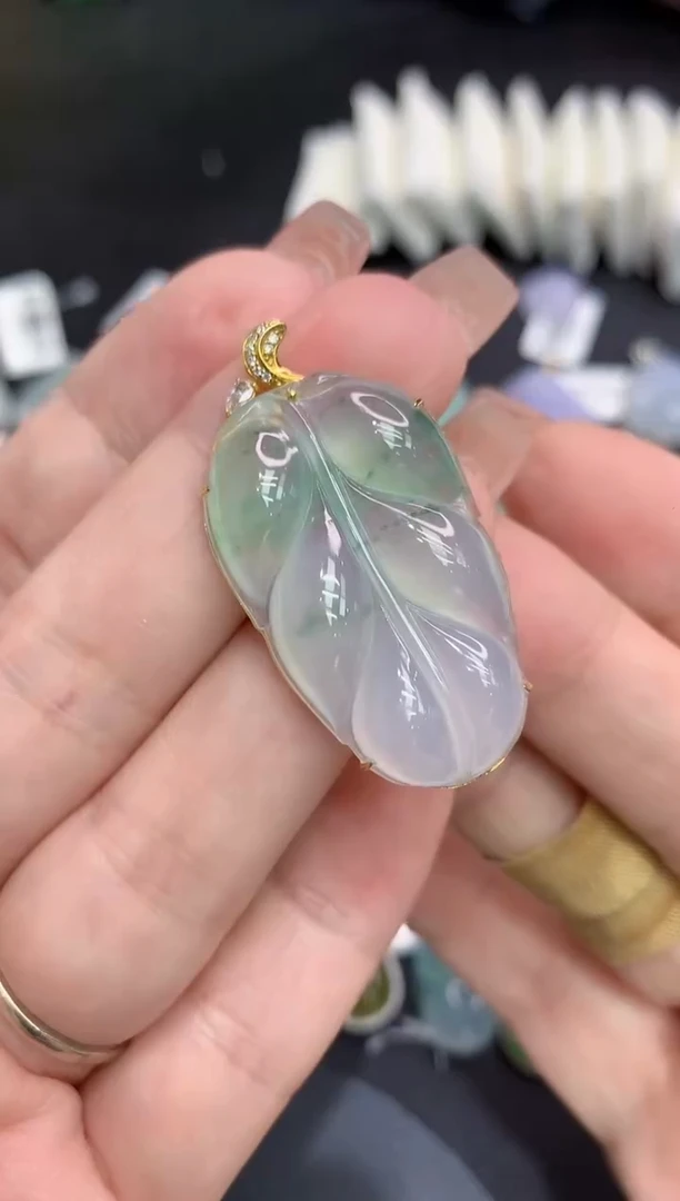 吊坠(不含链)18K金镶嵌翡翠1111111111111