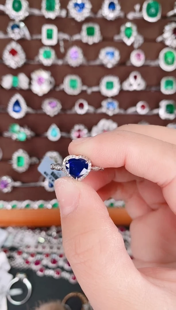 【闪购商品】蓝宝石18K金戒指18K金镶嵌1