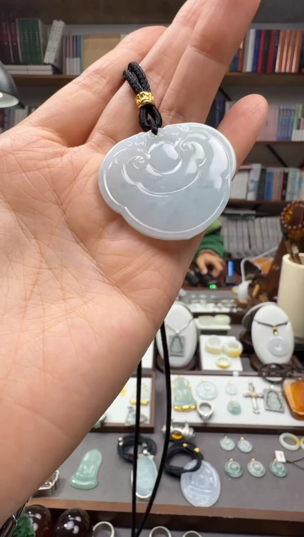 颈饰未镶嵌翡翠如意吊坠