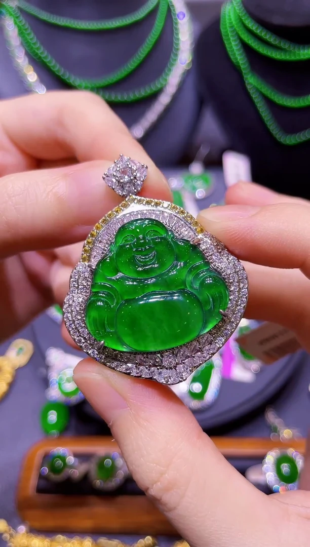 颈饰未镶嵌翡翠天然A货翡翠
