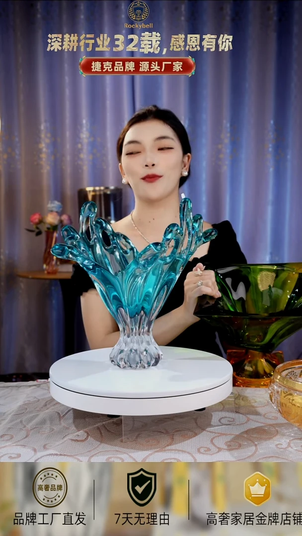 琉璃蝴蝶造型琉璃摆件