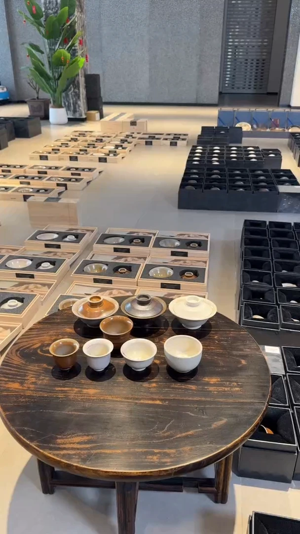 【闪购商品】瓷片新年玉白小云山