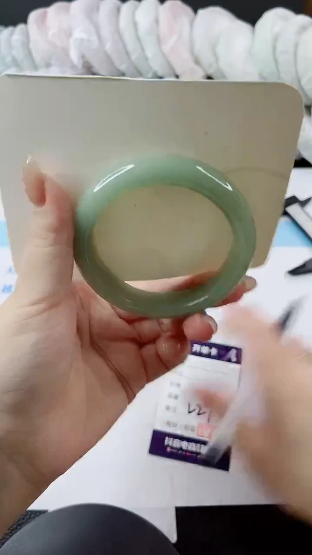 未镶嵌手镯石英质玉多样性发货L27