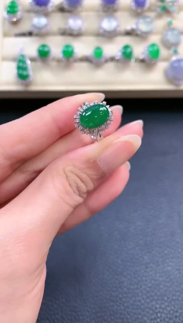 【闪购商品】翡翠戒指18K金镶嵌b148