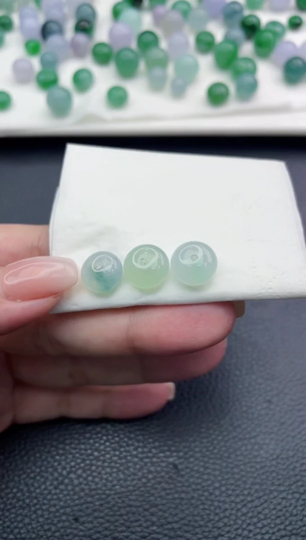 定制翡翠未镶嵌V****ᯓ珠子