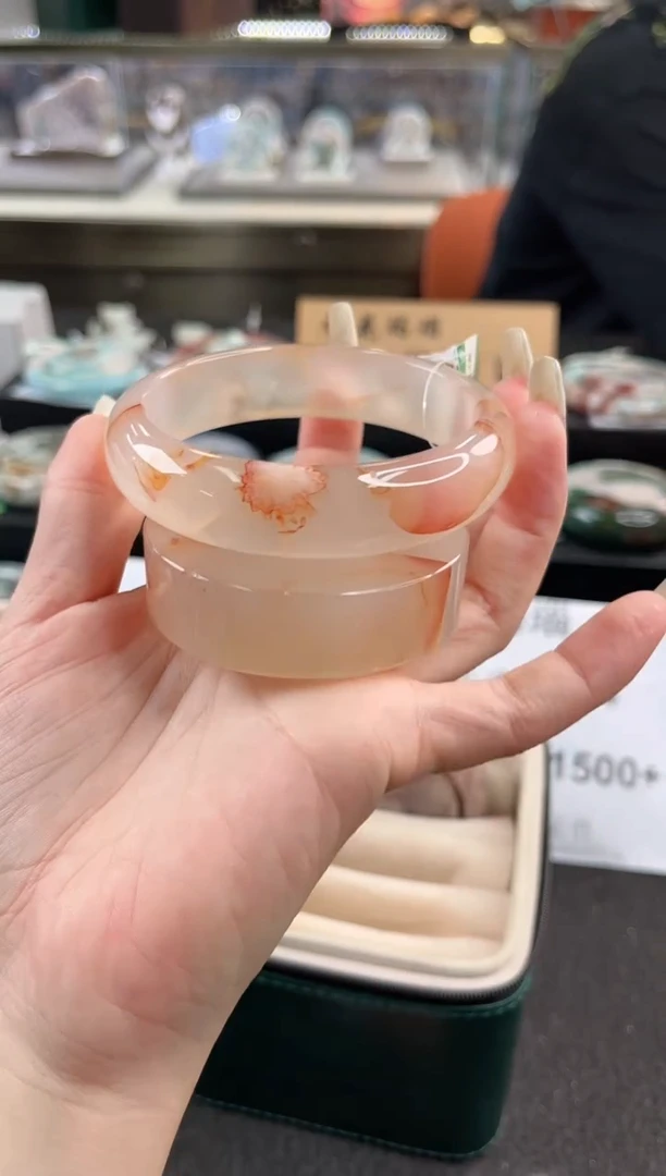 未镶嵌手镯石英质玉尘*丷圈口（赠品镯心）