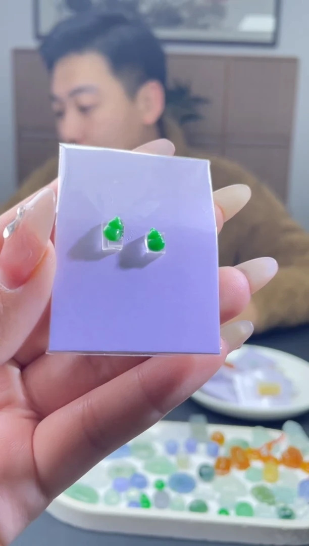 【闪购商品】定制翡翠未镶嵌BBBBBBB6688