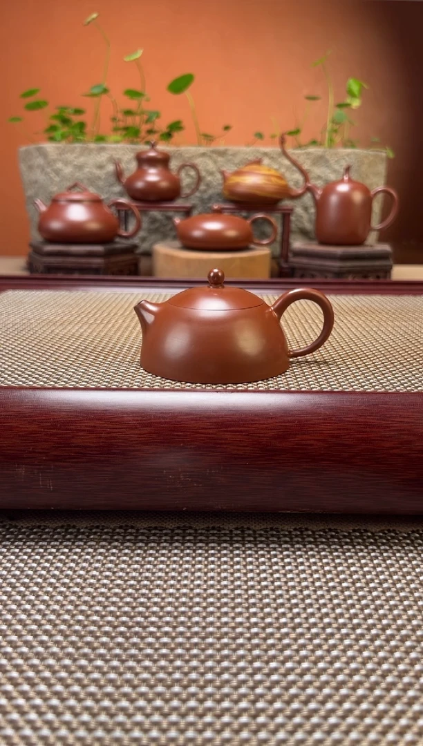 茶壶紫砂陈腐老朱泥 半月壶 全手工