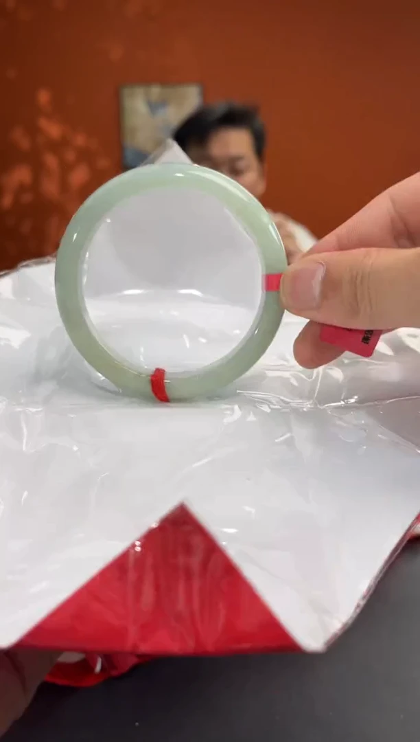 未镶嵌手镯翡翠2