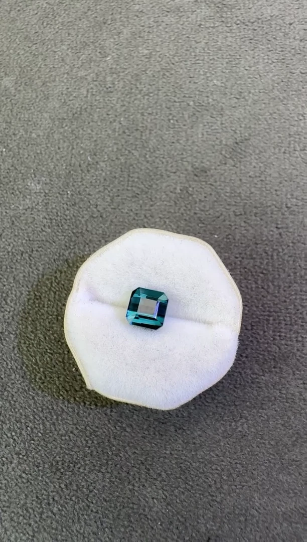 未镶嵌珠宝半成品碧玺1.07ct