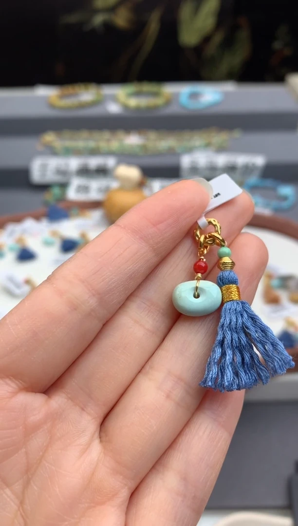 未镶嵌侧挂南红玛瑙茜.n160