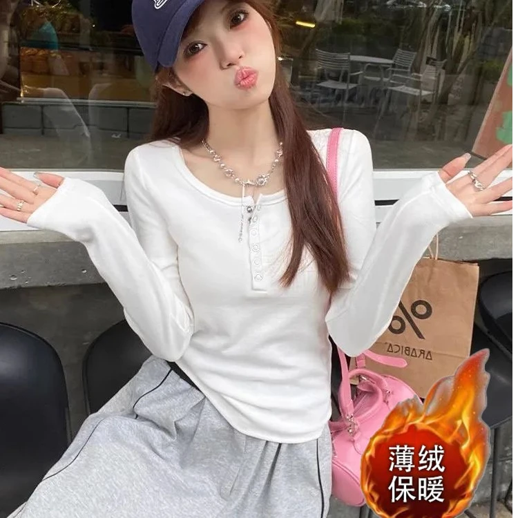 BM风纯欲甜美纽扣U领长袖t恤女秋冬季修身低领内搭薄绒打底衫上衣