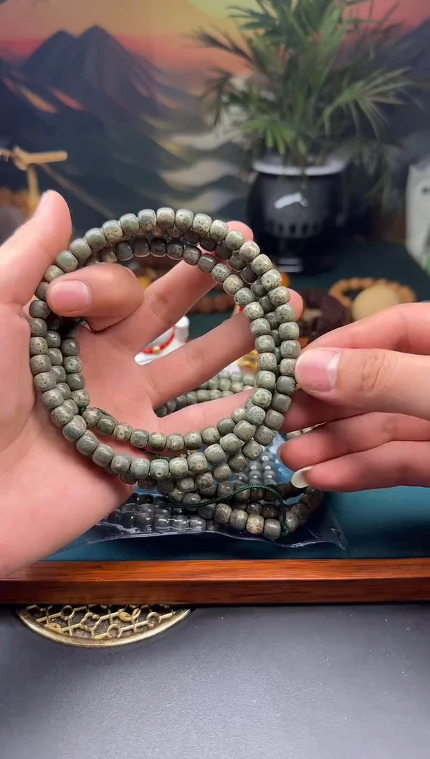 【闪购商品】星月菩提吊坠星月原生态【老型脖挂】尺寸8*7左右