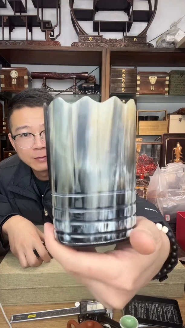 乌木类书架065角随形笔筒