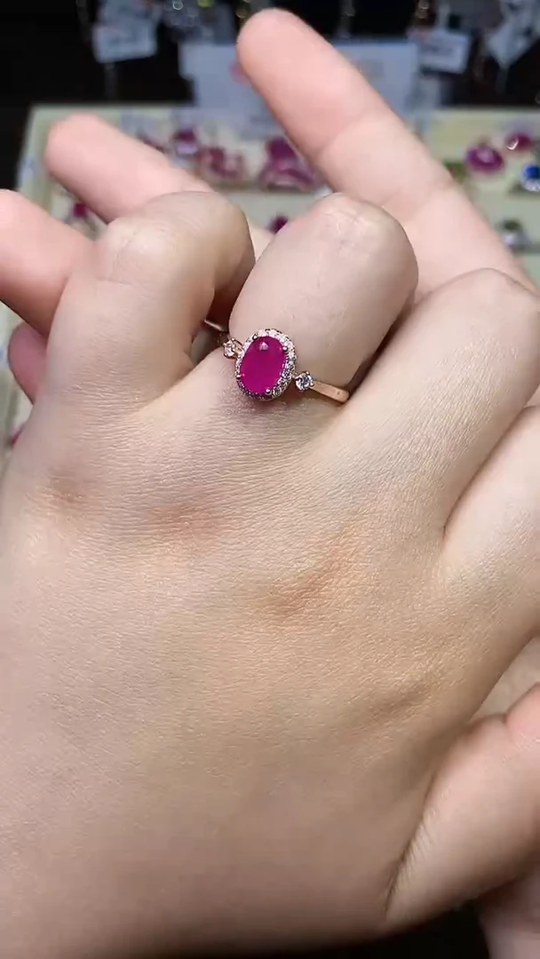 【闪购商品】红宝石戒指银S925镶嵌.......