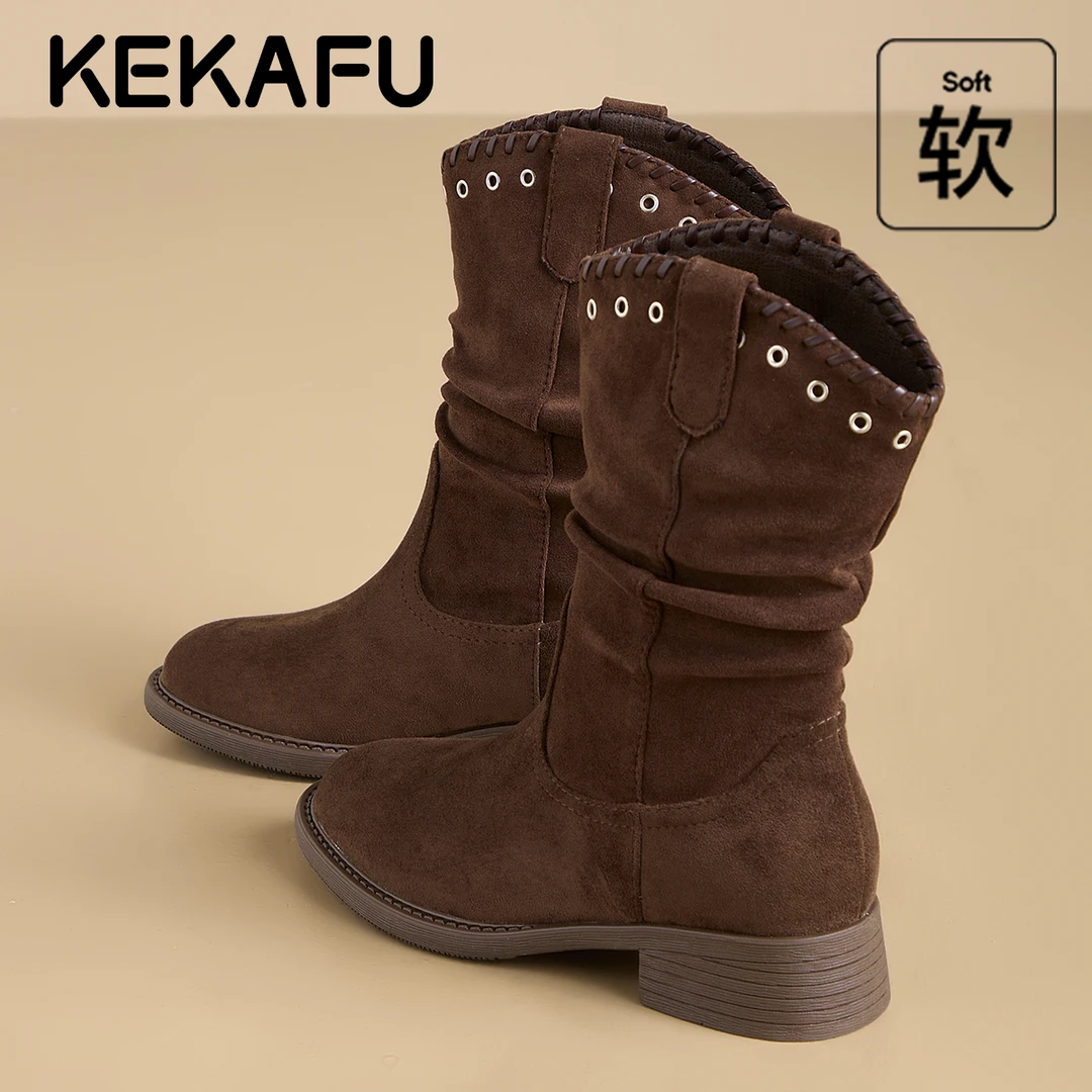 珂卡芙显瘦铆钉短靴粗跟西部牛仔靴2025冬季新款绒面褶皱堆堆靴女