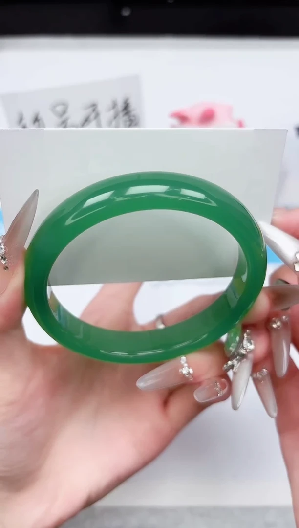 石英质玉手镯未镶嵌206-64