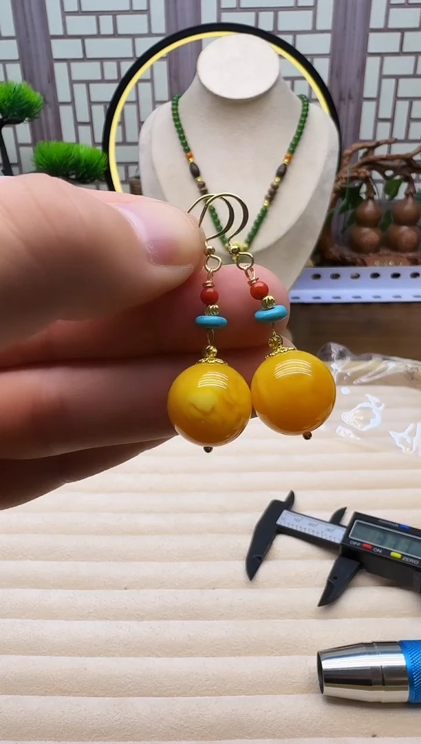 蜜蜡14K金镶嵌耳饰E208