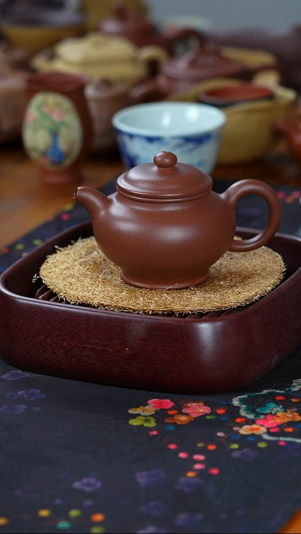 紫砂茶叶罐全手工掇只200CC 郭星星制