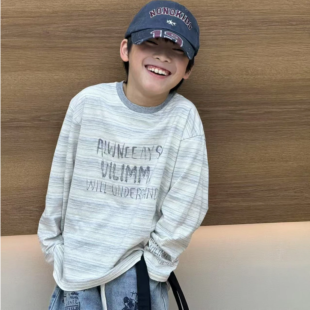 vilimama2025春款字母印花白灰高级感条纹长袖T恤V55400