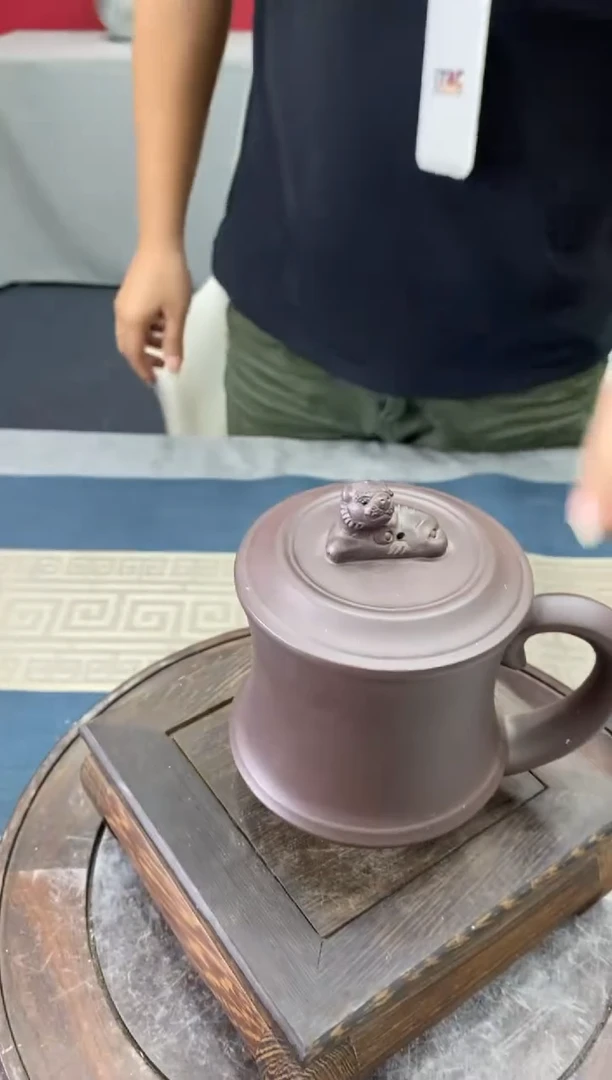 摆件b049景德镇瓷器一件