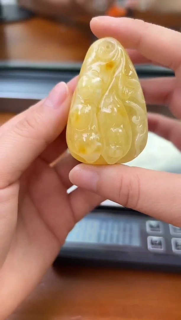 未镶嵌蜜蜡裸石蜜蜡吊坠