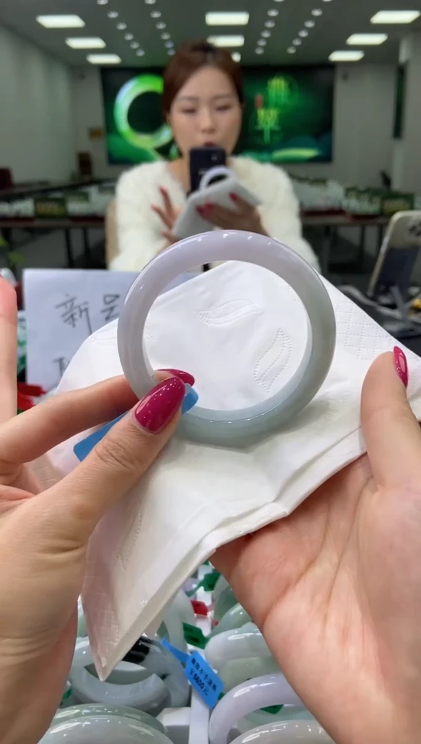 未镶嵌手镯翡翠0057852