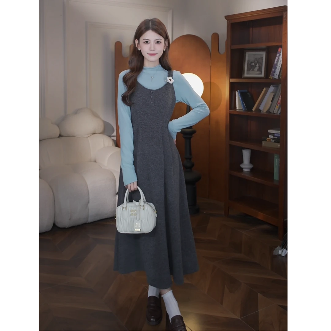 鹿向南【松香书页】法式收腰气质秋季高级感灰色掐腰吊带连衣裙女