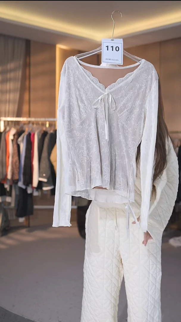 110号杏色S码80-120斤