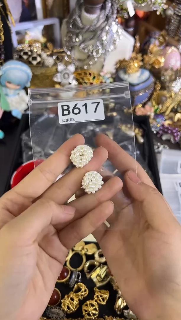 合金无铜合金617 中古首饰都有瑕疵 请确认后在拍！