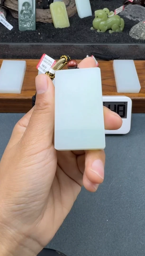 颈饰未镶嵌和田玉2