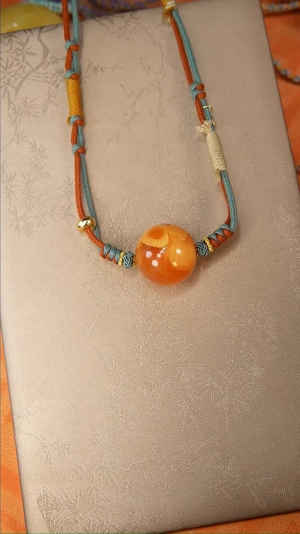 【闪购商品】琥珀颈饰未镶嵌颈饰