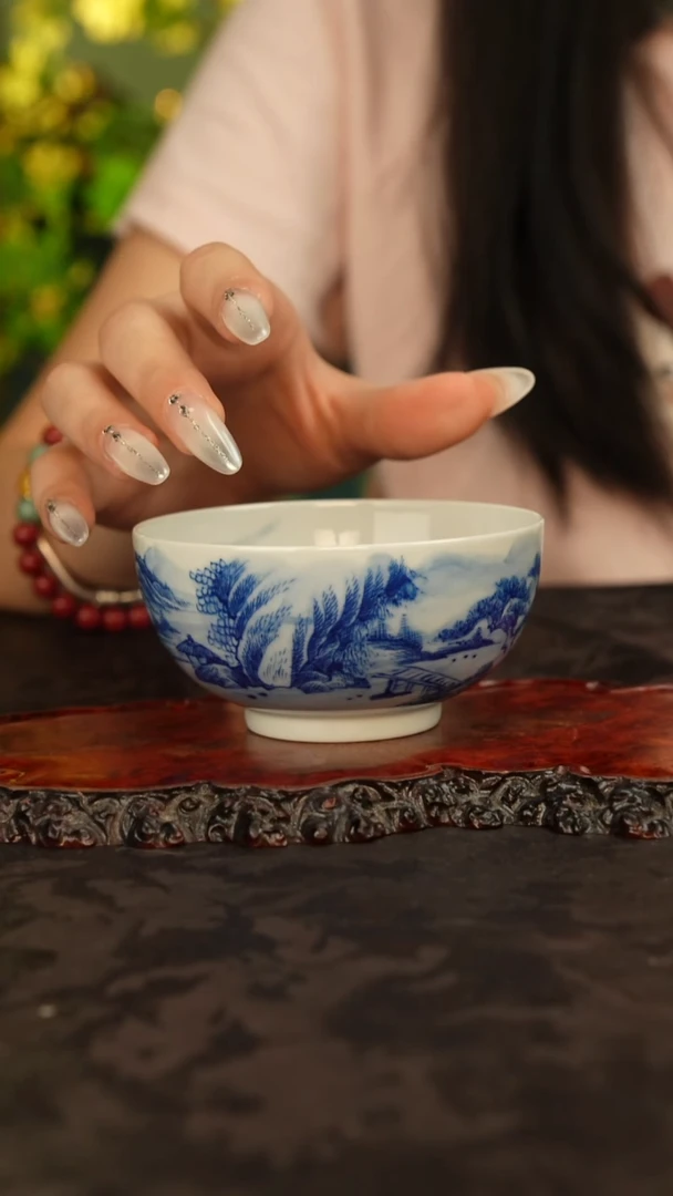 青花手绘山水主人杯