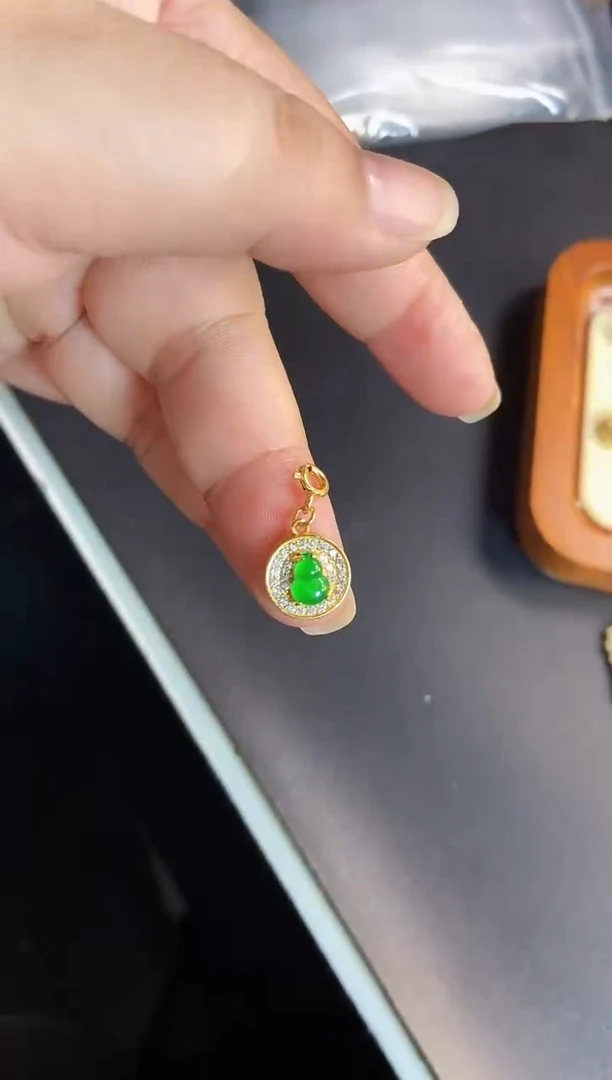 吊坠(不含链)银S925镶嵌翡翠1