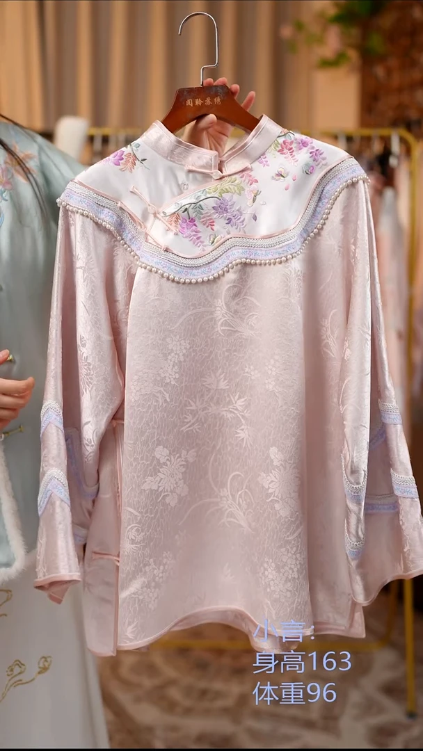 织绣非遗服饰一物一件