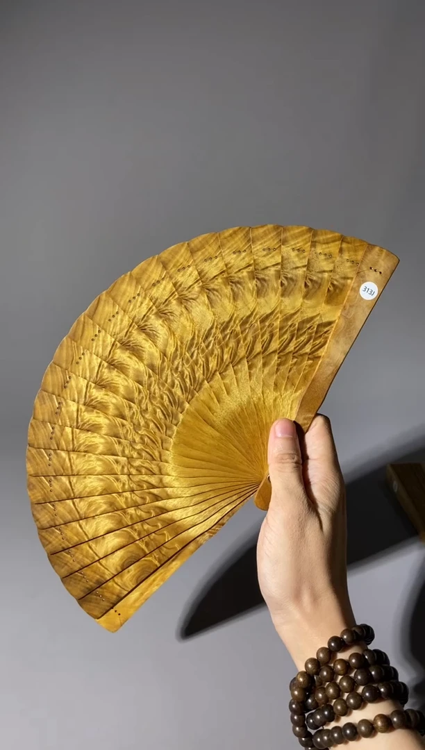 金丝楠心****争313号18cm小叶桢楠扇子