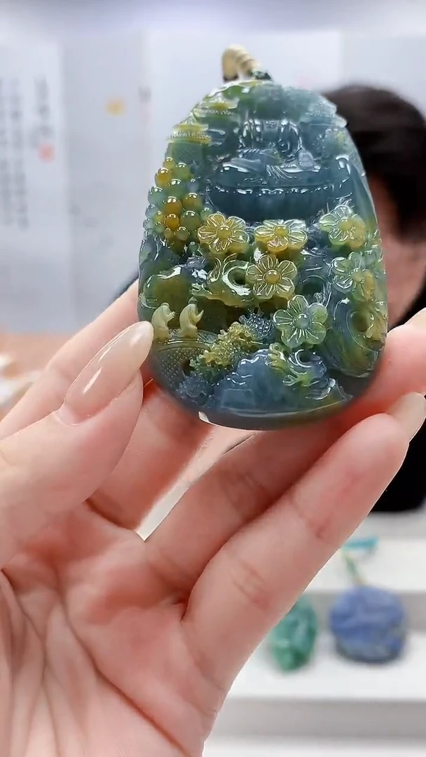 未镶嵌定制翡翠5060lr-毛货挂件200