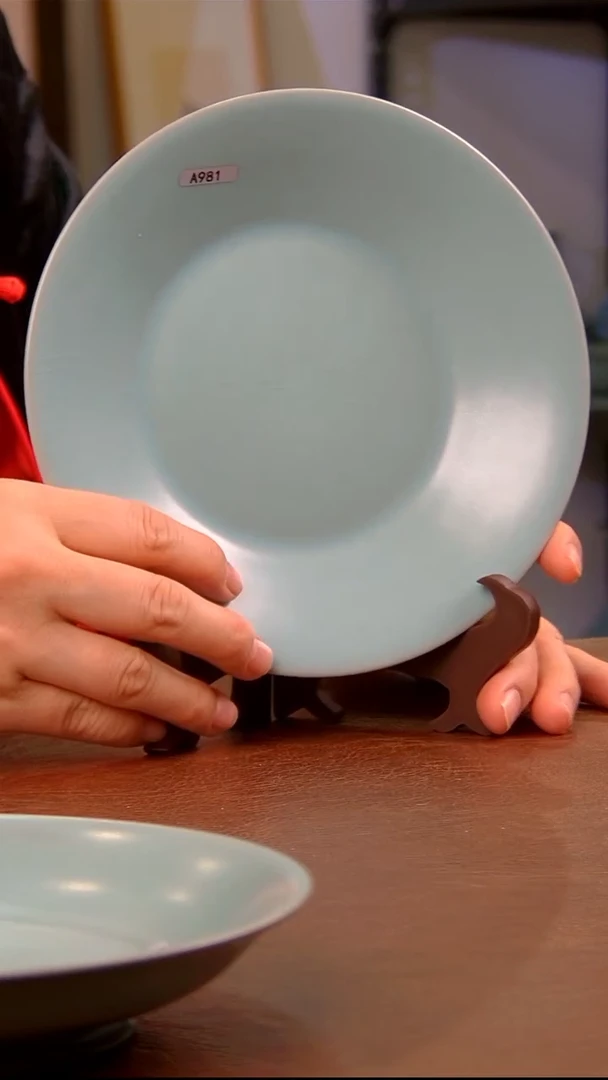 【闪购商品】瓷片布托折腰盘.............