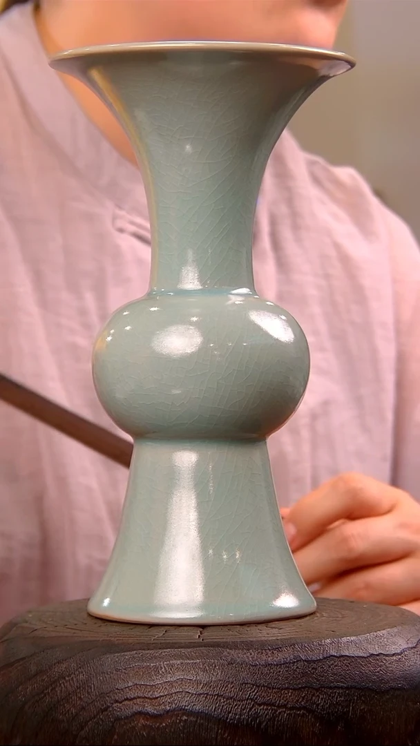 【闪购商品】瓷片144花觚............