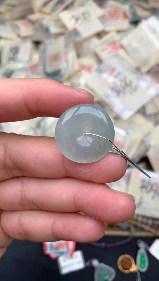 未镶嵌挂件翡翠一
