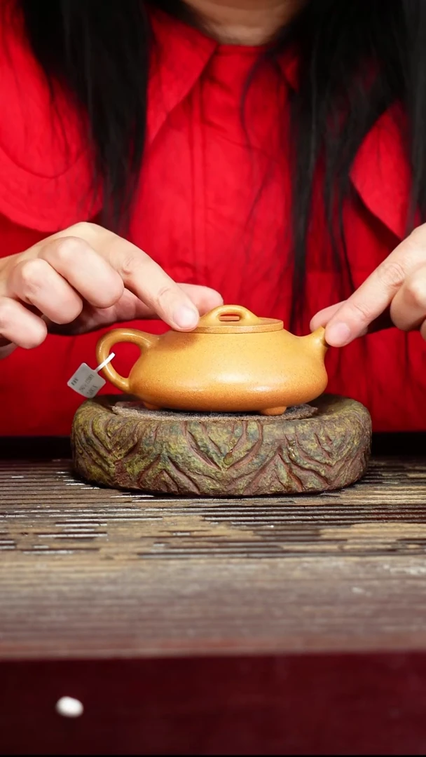 宜兴原矿紫砂壶茶壶宜兴原矿紫砂壶茶壶150C