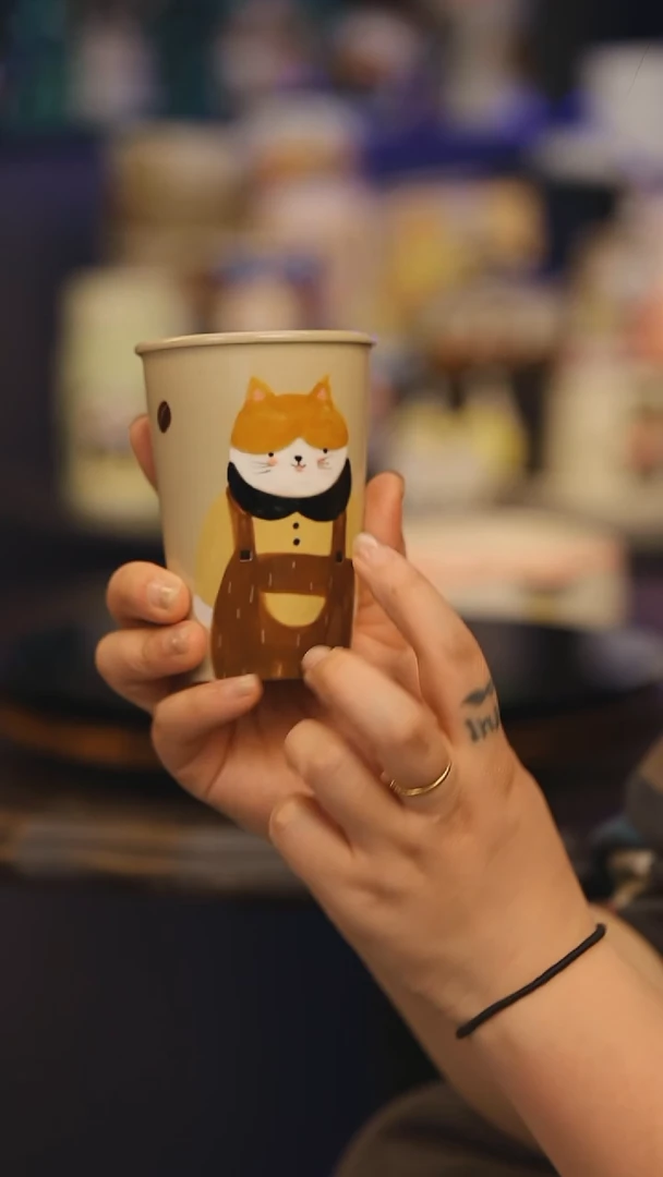 【闪购商品】摆件景德镇釉下彩绘设计师款式陶瓷