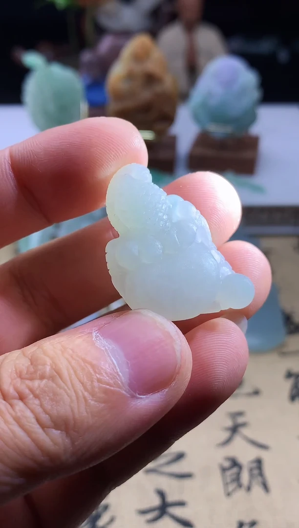 颈饰未镶嵌翡翠爪子