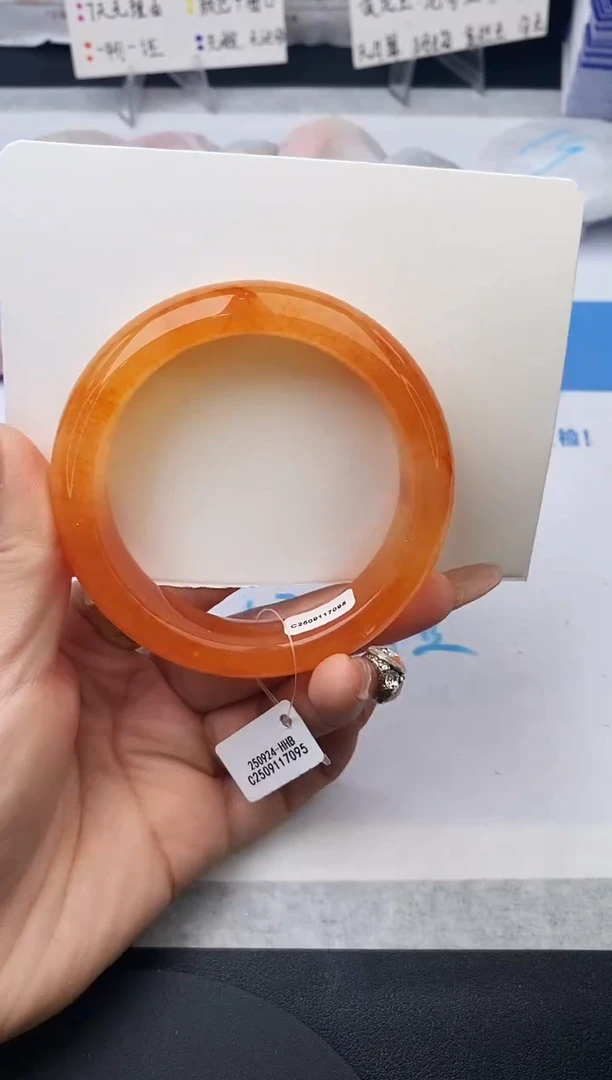 未镶嵌手镯石英质玉w52-HHB59+